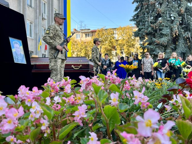 У Ковелі провели в останню путь Героя Петра Бежана
