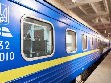 Приміський поїзд на Волині змінює розклад руху