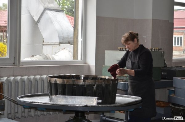 Як у Луцьку ремонтують авіадвигуни. ФОТО