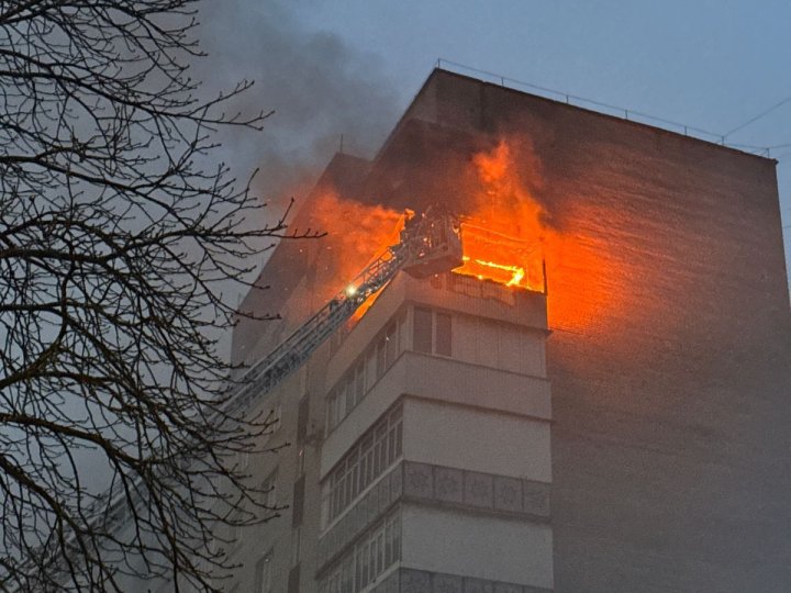 «Будинок затрясся»: що кажуть жителі будинків у Луцьку, які постраждали від атаки «шахеда»