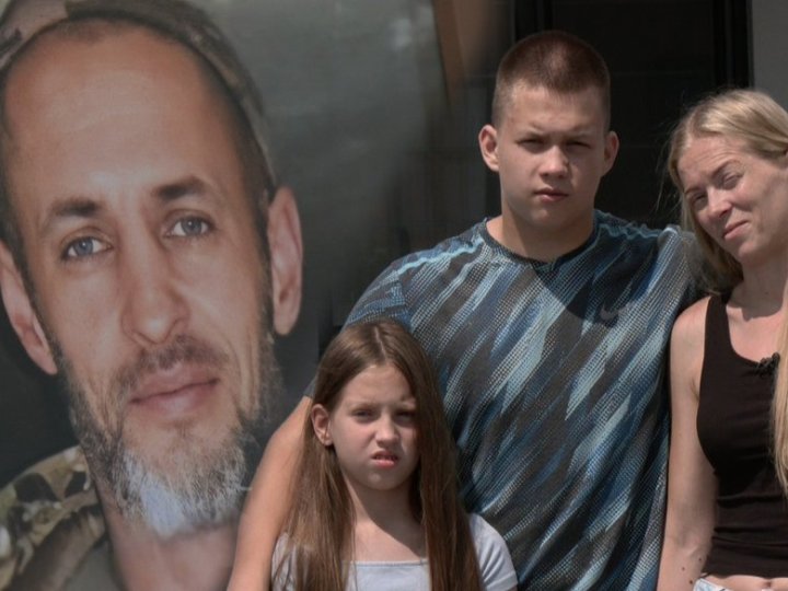 «Ми шукали його місяці та переглянули сотні тіл», - дружина загиблого лучанина Михайла Марчука