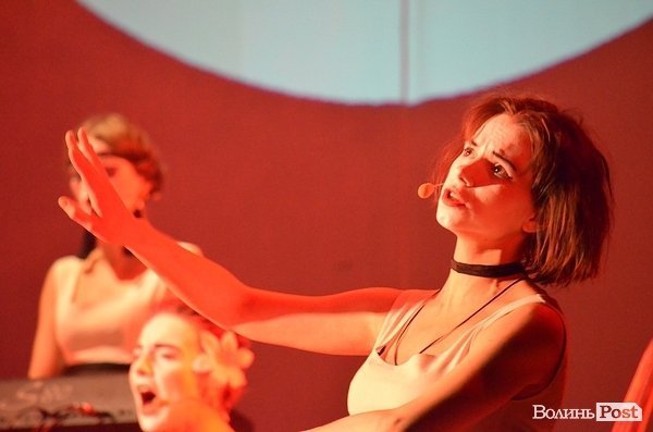 «Я хочу від них дітей»: Dakh Daughters підірвали луцьку публіку. ФОТО