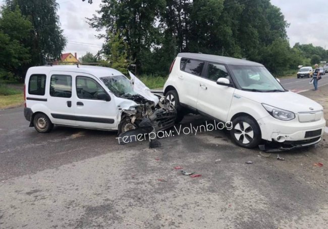 У Луцьку на Володимирській – ДТП: автівки зазнали значних ушкоджень. ФОТО