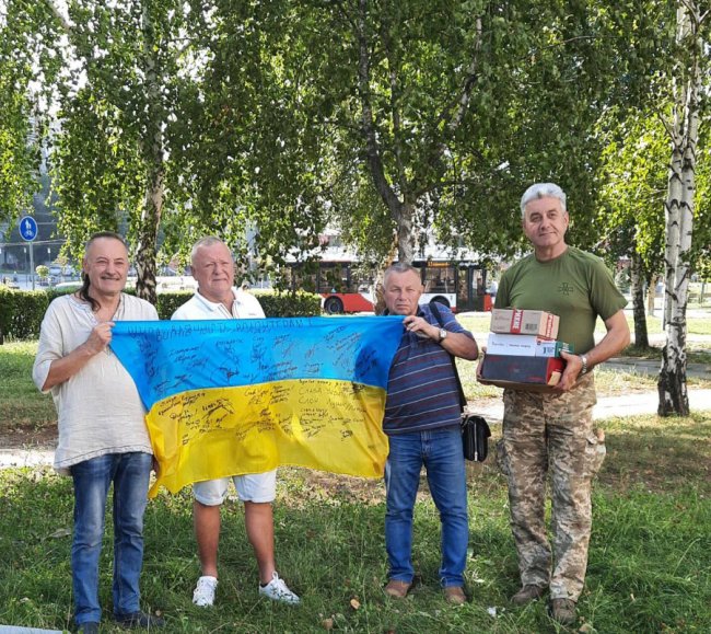 Відомий митець та волонтер з Луцька зібрав понад 500 000 гривень на ЗСУ