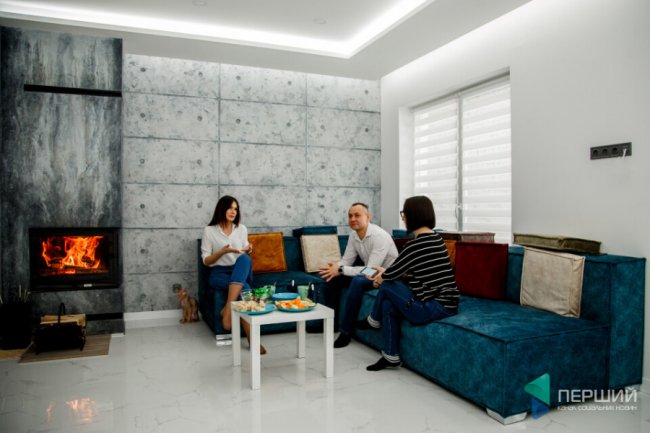 «Якби мали квартиру, одружилися б раніше»: в гостях у Вікторії Доманської та Сергія Стрихарчука. ФОТО*