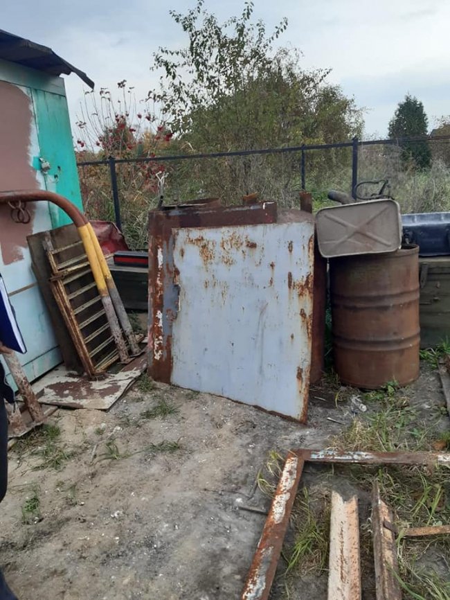 На Ковельщині поліція знайшла спритника, який викрав ворота  і здав їх на метал