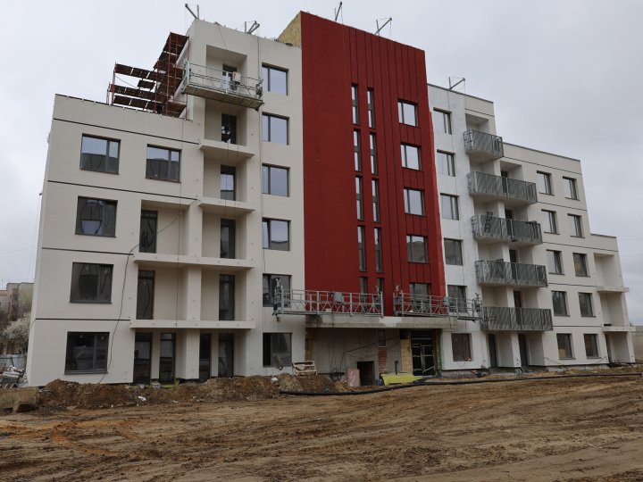 На Волині добудовують два будинки для переселенців