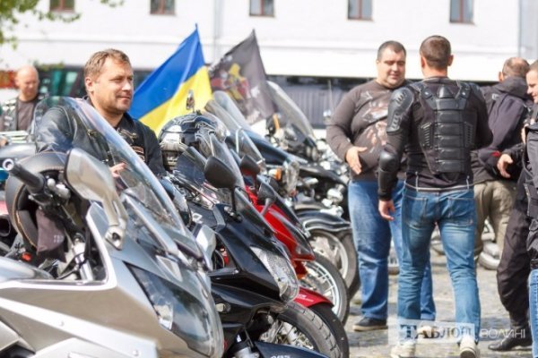 Понад півсотні байкерів з Волині та закордону проїхалися Луцьком. ФОТО