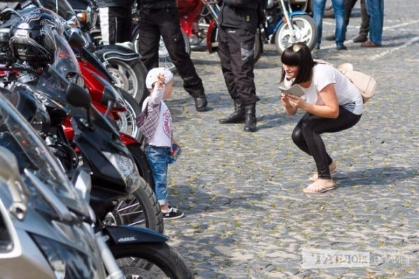 Понад півсотні байкерів з Волині та закордону проїхалися Луцьком. ФОТО