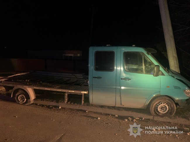 П'яний 14-річний волинянин на заправці викрав автомобіль та скоїв ДТП