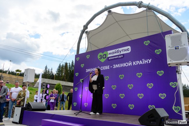 Мирна армія: десантниць Жіночого руху «За майбутнє» навчали, як захищати себе фізично та морально