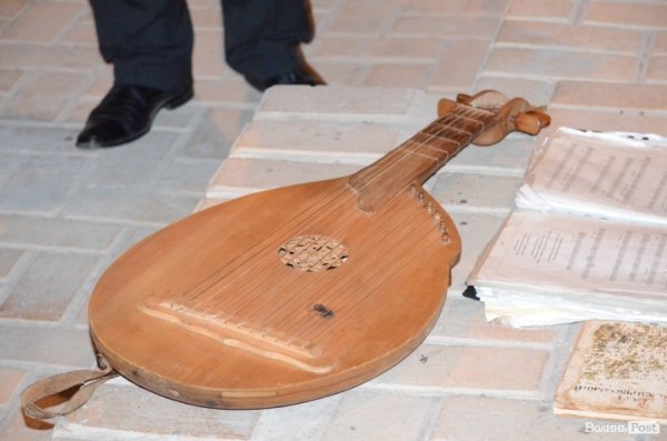 У Луцьку продавали ікони на потреби вояків АТО. ФОТО