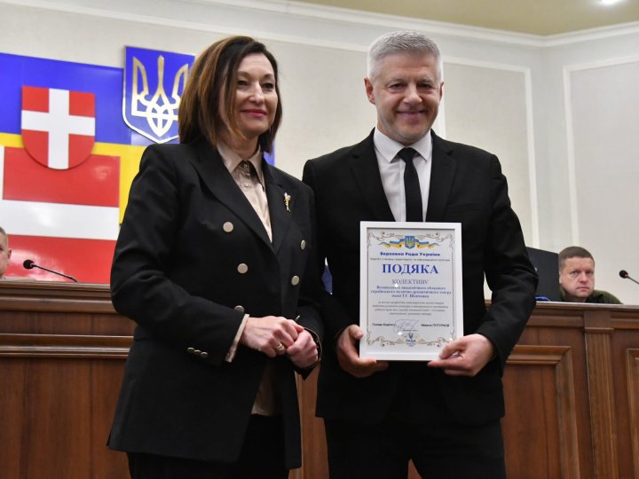Колектив Волинського драмтеатру отримав подяку від Комітету Верховної Ради України