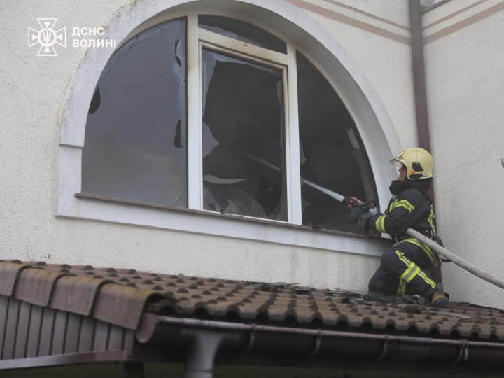 У Луцьку через увімкнену без нагляду праску загорівся будинок
