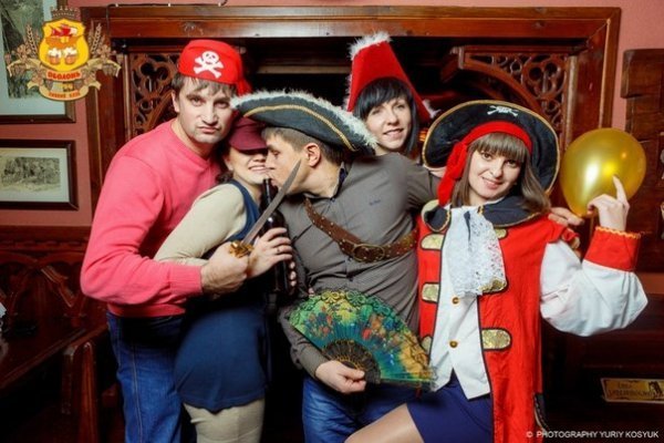 Піратська вечірка в луцькому клубі. ФОТО. ВІДЕО