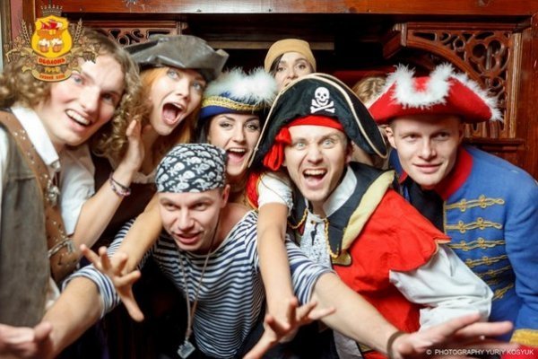Піратська вечірка в луцькому клубі. ФОТО. ВІДЕО