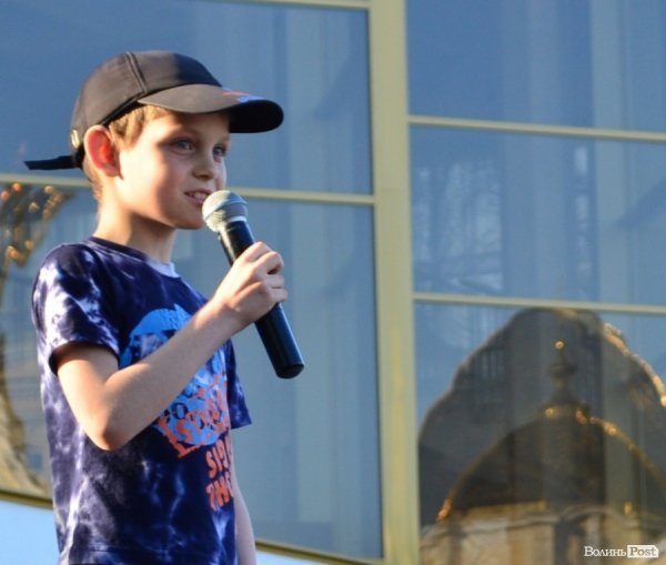 Як у Луцьку збирали гроші на благодійність. ФОТО