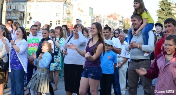 Як у Луцьку збирали гроші на благодійність. ФОТО