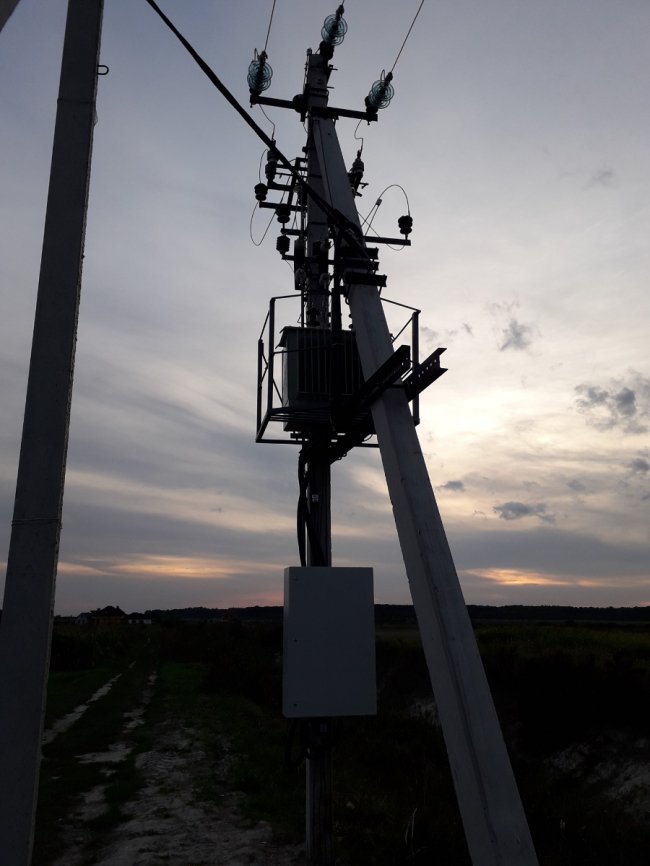 10 років без світла: у селі на Ковельщині нарешті електрифікували житловий масив 