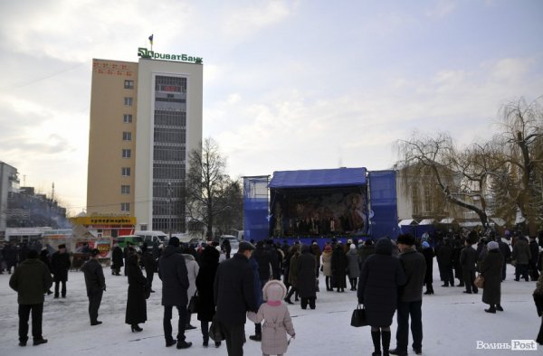 «Різдво у Луцьку»: камерний оркестр, «ФлайzZa» та 50 колективів