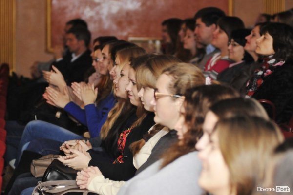 У Луцьку нагороджували працівників телебачення, радіо і зв’язку. ФОТО