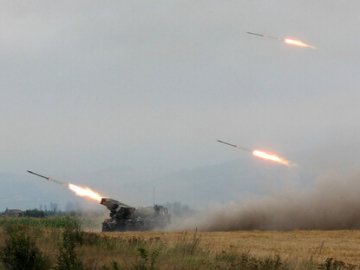 Що робити під час артилерійських обстрілів системами залпового вогню