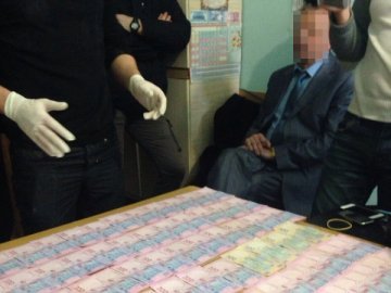Волинського чиновника за хабар у 25 тисяч судитимуть наново