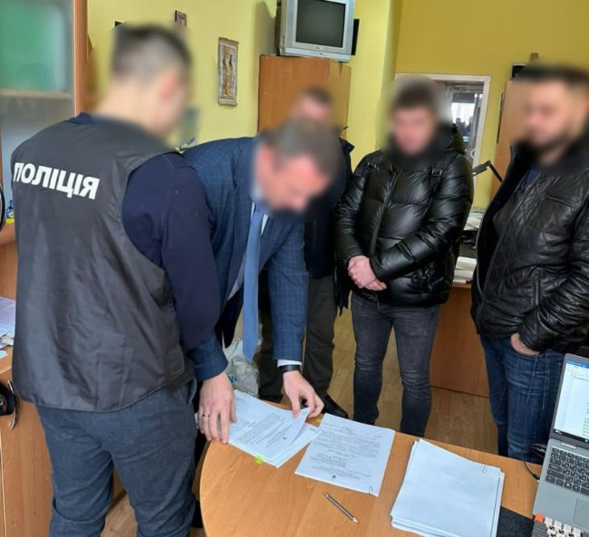 На ремонті укриття лікарні на Полтавщині «відмили» понад мільйон