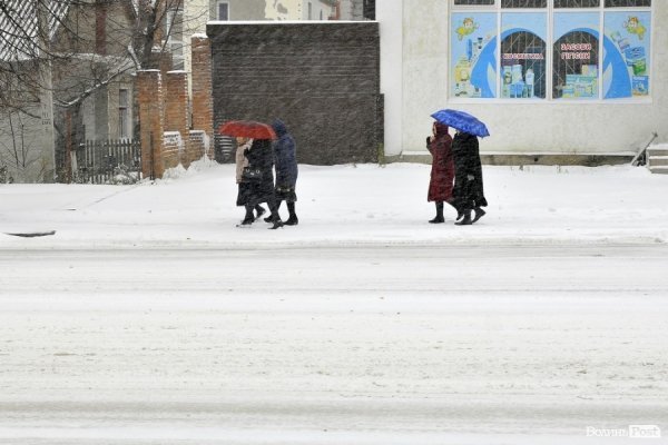 Фото снігу в Луцьку