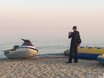 На Одещині гідроскутер врізався у відпочивальника: чоловік помер у лікарні 