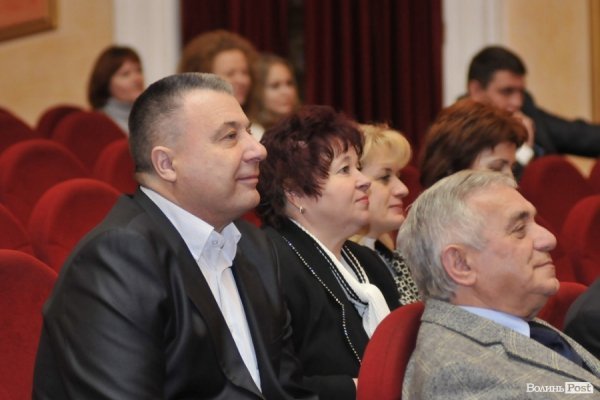 У Луцьку нагороджували працівників телебачення, радіо і зв’язку. ФОТО