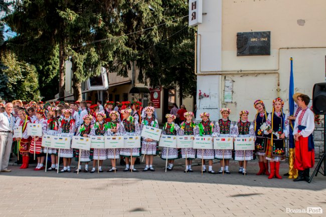 Від Мексики до Індії: грандіозний міжнародний фестиваль стартував у Луцьку. ФОТО