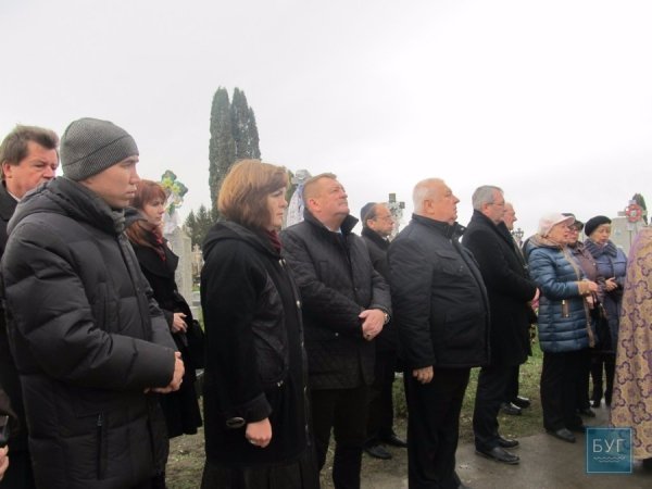 У Володимирі-Волинському перепоховали жертв масових розстрілів НКВД. ФОТО