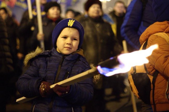 Марш на честь Бандери в Києві. ФОТО