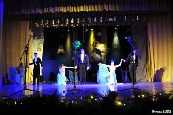 Різдвяний концерт у Луцьку: вальс, вірш і віншування