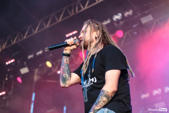 «Шикидим», лірика і вибуховий «O.Torvald»: перший день «Бандерштату». ФОТО