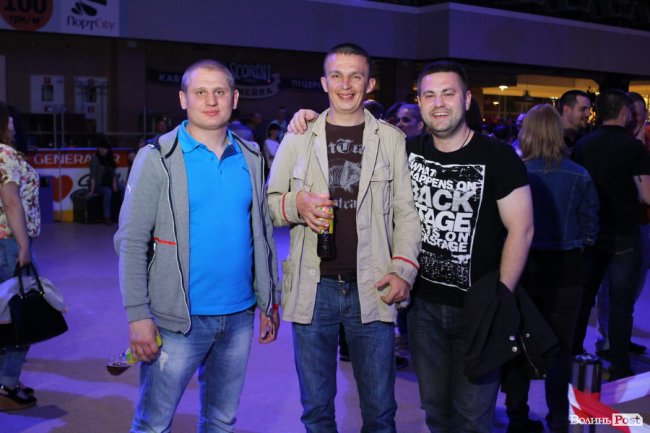 Як це було: фото грандіозного концерту «Ляпис 98» у «ПортCity»