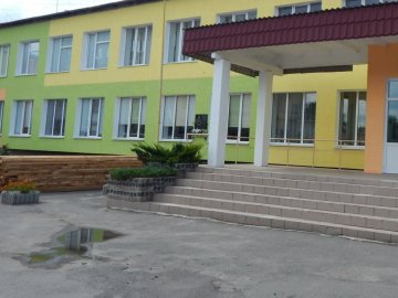 На Волині школи ремонтує фірма з кримінальним минулим