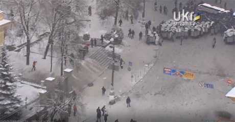 Демонстрантів витіснили з Грушевського. ФОТО. ОНОВЛЮЄТЬСЯ