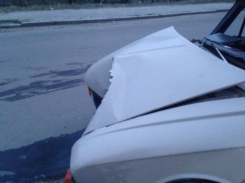 Аварія у Рожищі: водій в'їхав в електроопору. ФОТО