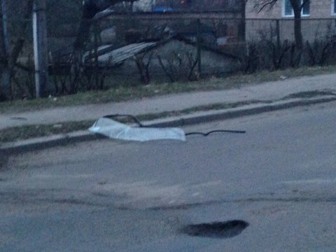 Аварія у Рожищі: водій в'їхав в електроопору. ФОТО