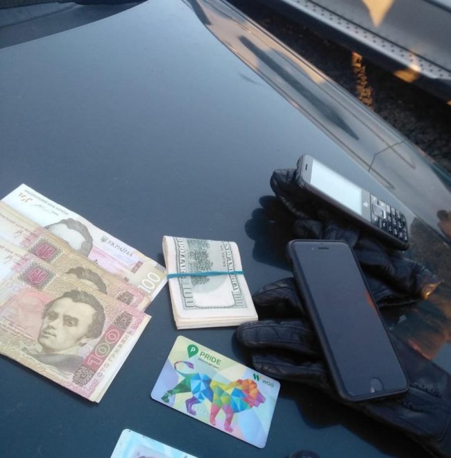 На Волині начальника відділу поліції зловили на хабарі. ФОТО