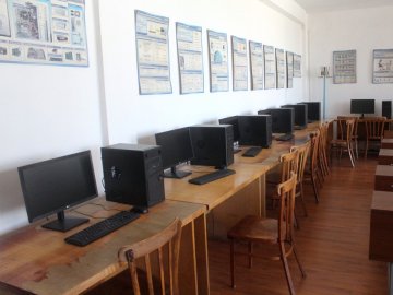 У Володимир-Волинському МНВК з’явився новий комп’ютерний клас. ФОТО