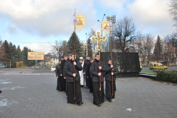 У Луцьку вшанували ліквідаторів аварії на ЧАЕС. ФОТО
