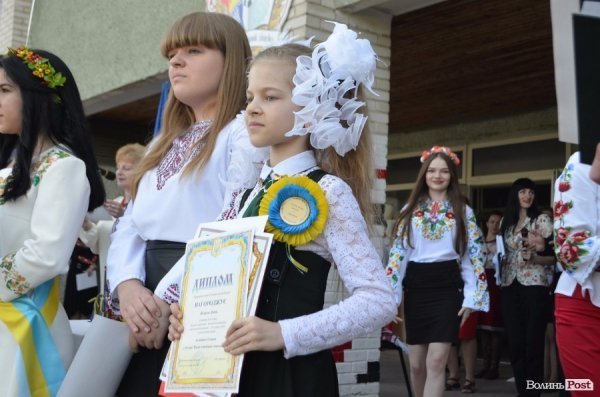 Останній дзвоник для випускників НВК №24 вже пролунав. ФОТО