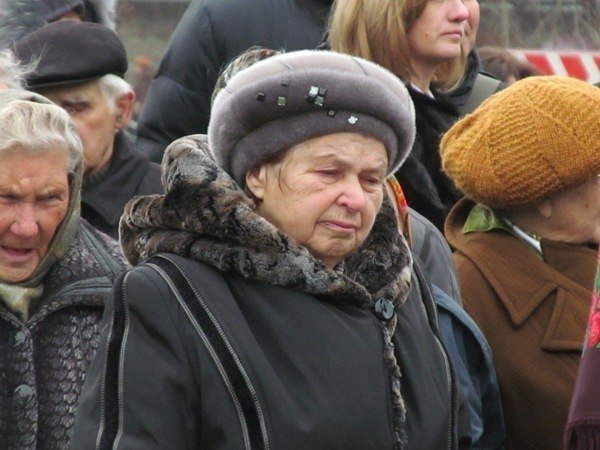 У Луцьку поклали квіти до пам’ятника першому Президенту України. ФОТО