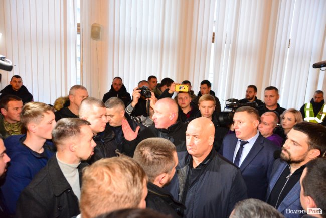 «Волинь – це не кар'єрна сходинка»: з якими претензіями атовці прийшли до Погуляйка. ФОТО