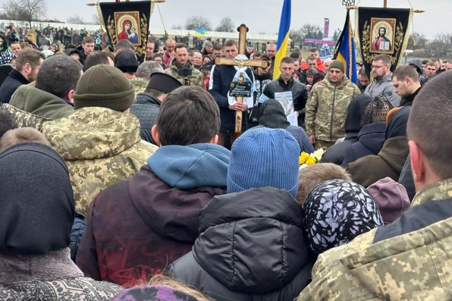 В громаді на Волині попрощалися з загиблим бійцем Тарасом Соколом