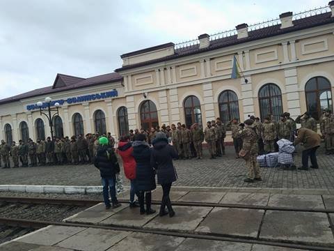 Без втрат і з поповненням: перші бійці 14-ї бригади прибули на Волинь. ФОТО