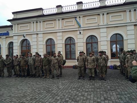 Без втрат і з поповненням: перші бійці 14-ї бригади прибули на Волинь. ФОТО